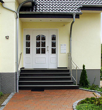 <b>6071 außen aufgesetzt</b>